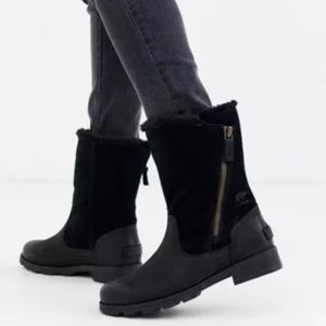 SOREL sz 7 / 6.5 Emelie Foldover Black Nubuck Moto Boot